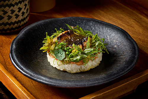 ร้านฤดูกาล ร้านอาหารไทยรูฟท็อปกรุงเทพ ชั้น 56 เอญ่า รูฟท็อป แอท ดิเอ็มไพร์ เสิร์ฟเมนูฤดูหนาวโดยเชฟต้น ธิติฏฐ์ พร้อมวิวแม่น้ำเจ้าพระยา