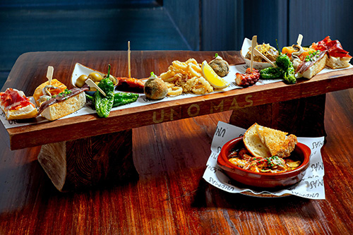 ห้องอาหารอูโนมาส ชั้น 54 โรงแรมเซ็นทาราแกรนด์ฯ เซ็นทรัลเวิลด์ บรรยากาศหรูและวิวเมืองกรุงเทพฯ